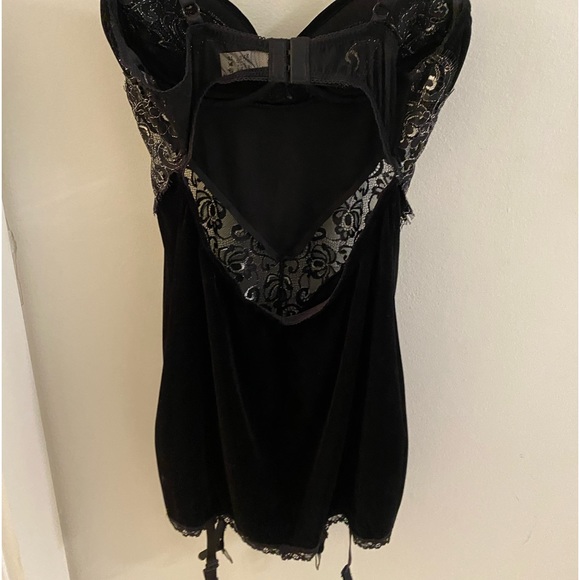 COPY - Velvet PUSH UP LINGERIE w/ silver & black lace Sz S BNWOT - SHIRLEY OF H… - Picture 4 of 8